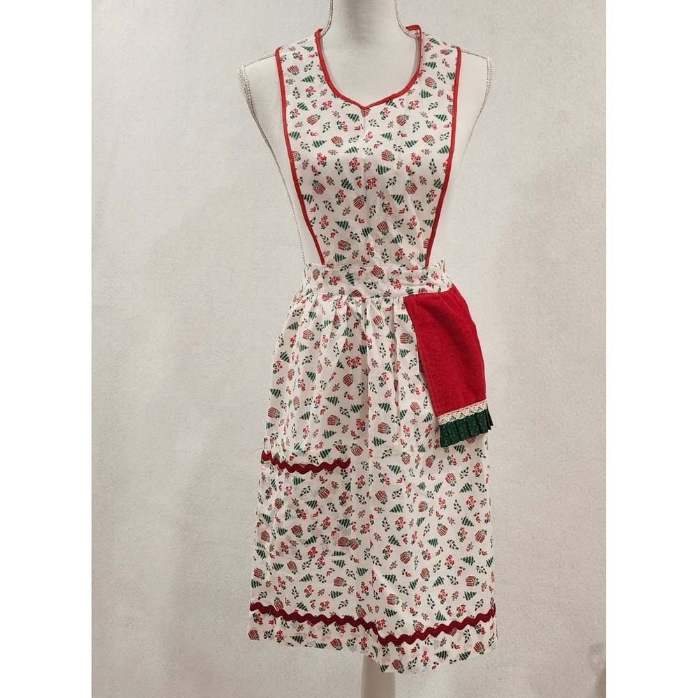 Vintage Christmas Apron‎ Red White Green Holiday Print with Attached Hand Towel